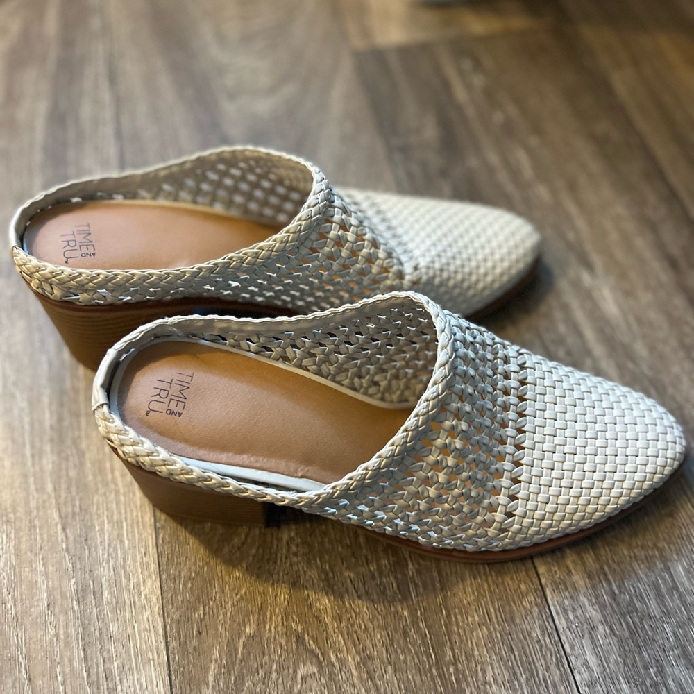 NWOT Mules!